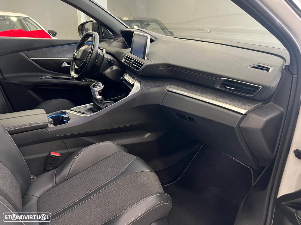 Peugeot 3008 1.2 PureTech GT Line - 20