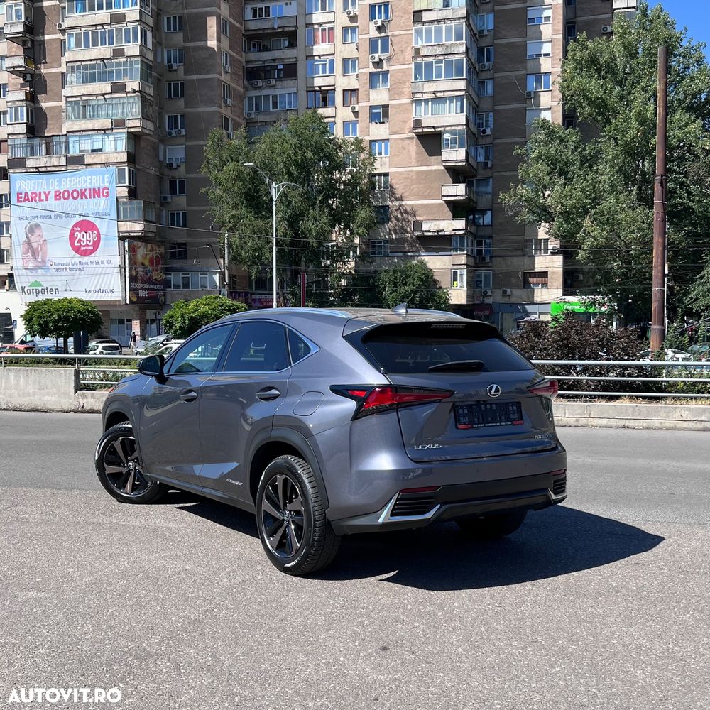 Lexus Seria NX 300h - 3