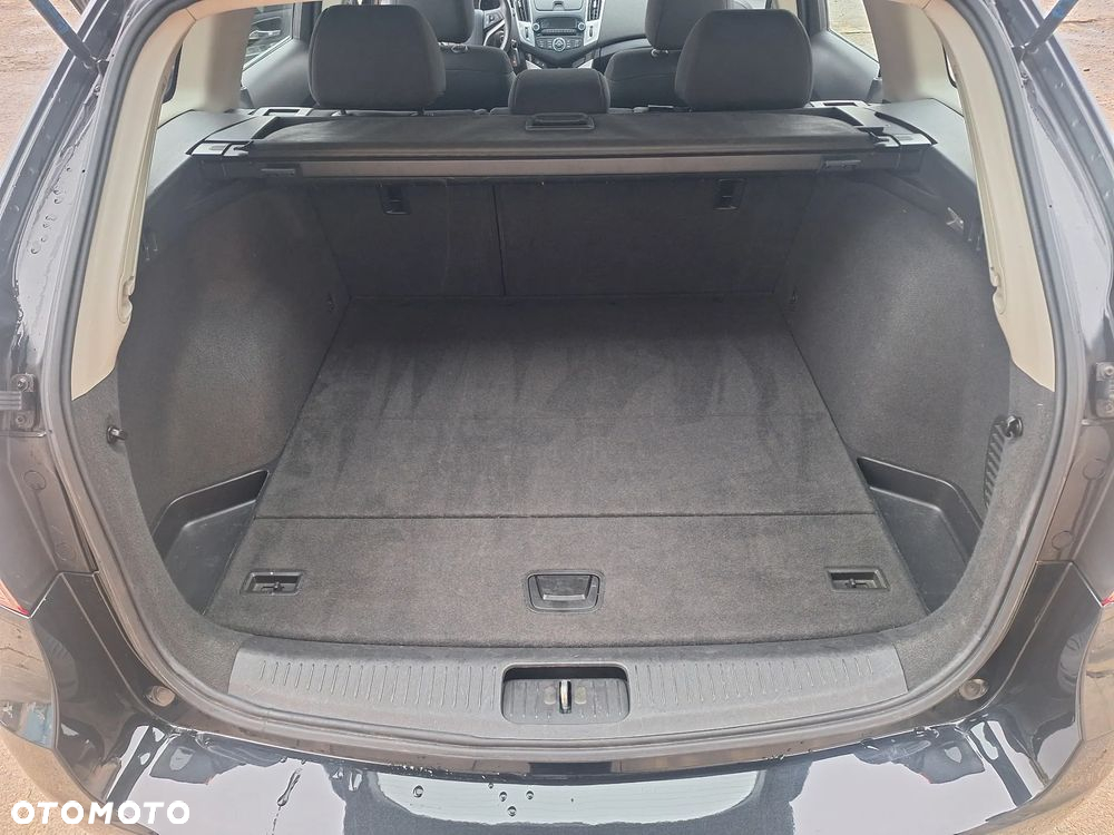 Chevrolet Cruze 1.8 LT+ - 12