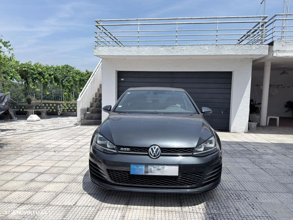 VW Golf 2.0 TDI GTD DSG - 1