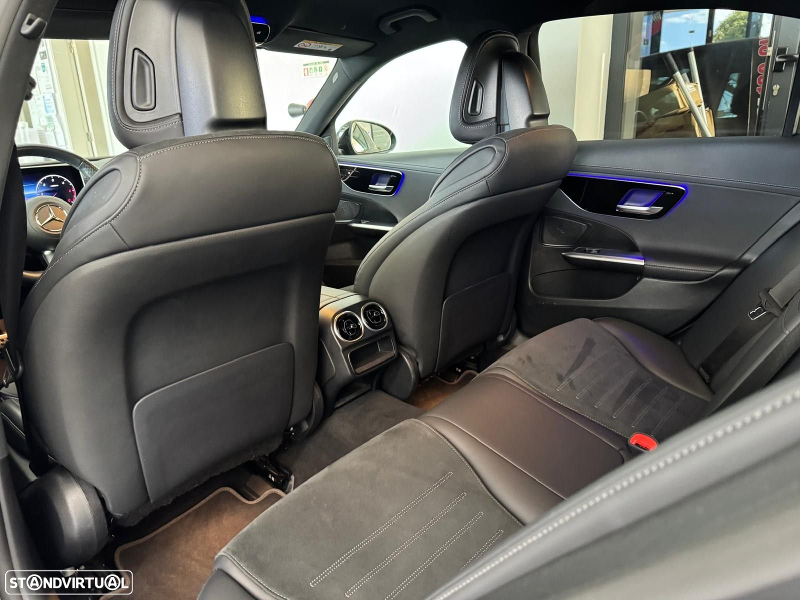 Mercedes-Benz C 300 d AMG Line - 12