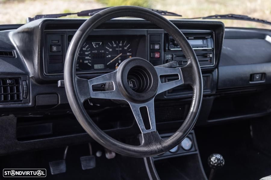 VW Golf - 31