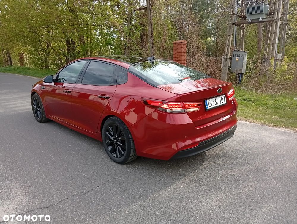 Kia Optima - 17