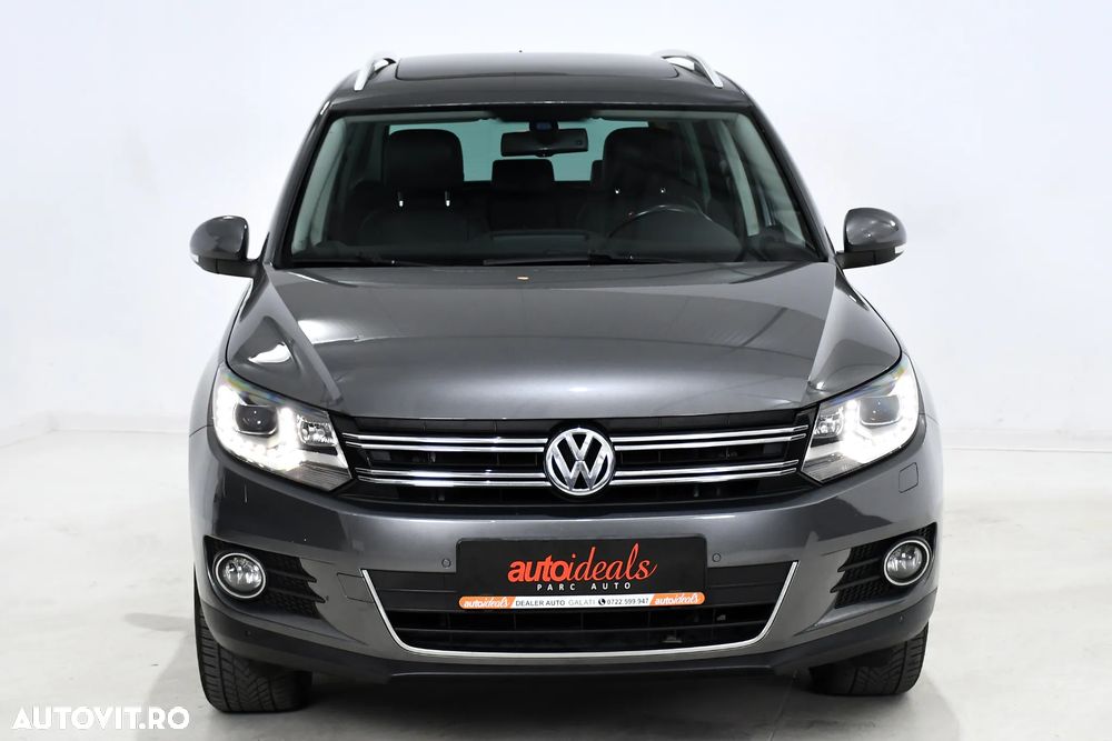 Volkswagen Tiguan 2.0 TDI DPF 4Motion BlueMotion Technology Lounge Sport & Style - 8