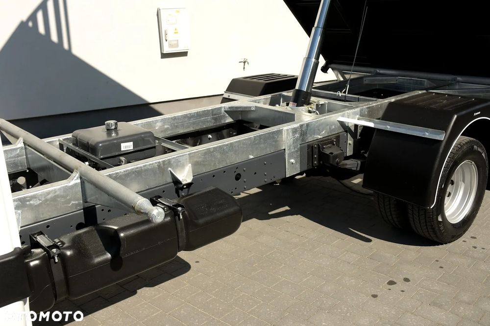 Iveco DAILY 70C17 * WYWROTKA 3-stronna * KIPER Z PRZYSTAWKI * BOGATE! * WYJĄTKOWO ZADBANY! - 31