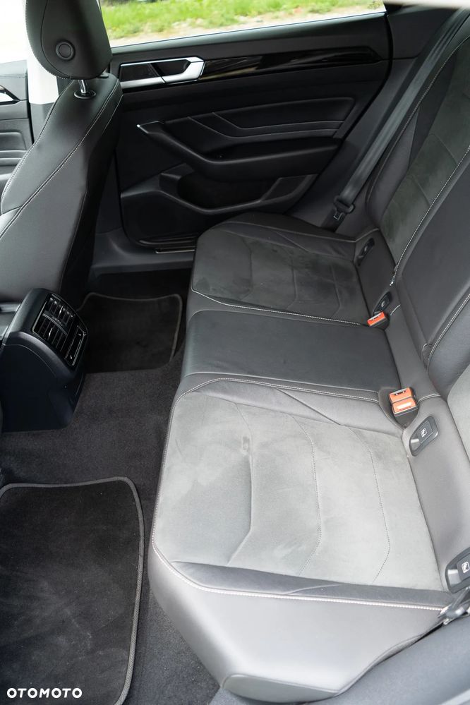 Volkswagen Arteon 2.0 TSI 4Motion Elegance DSG - 8