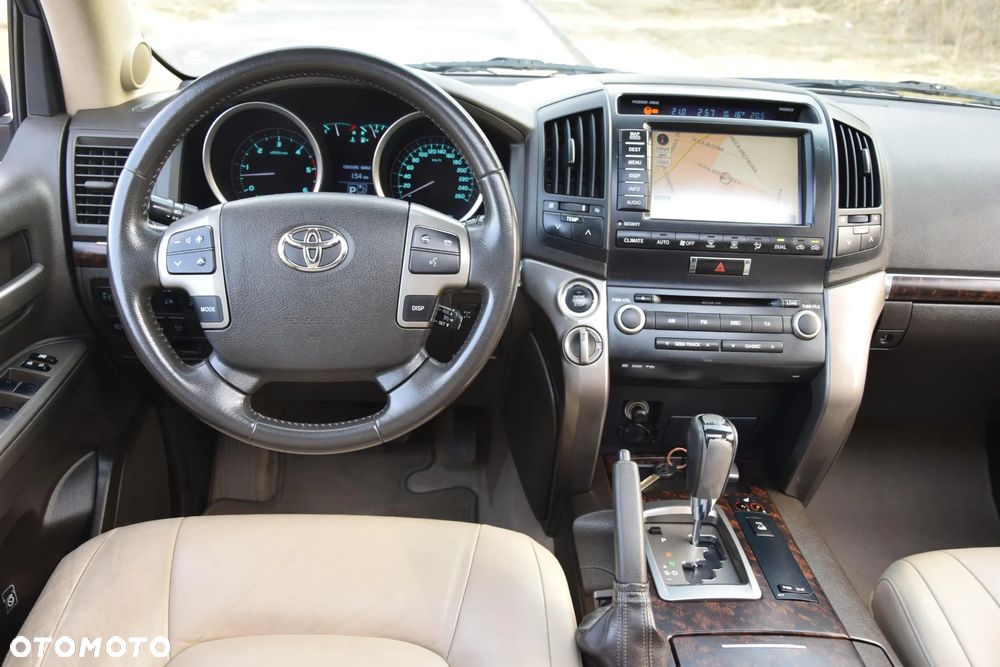 Toyota Land Cruiser LC 4.5 D-4D Prestige Platinium - 12