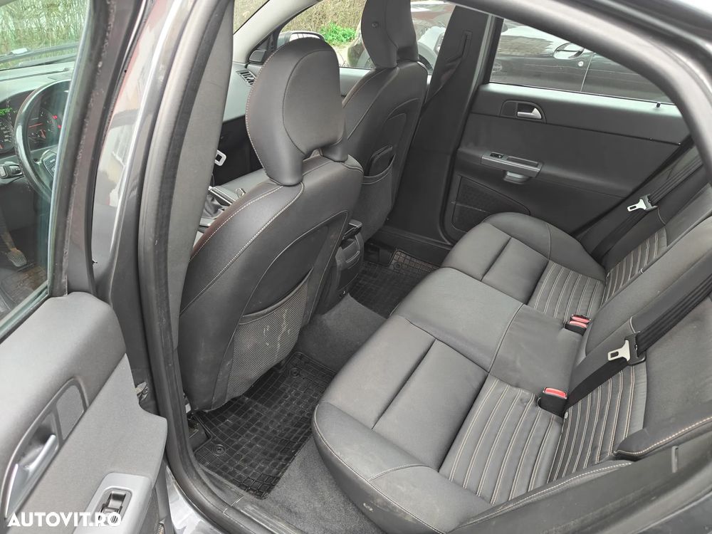 Volvo S40 2.0 D Momentum - 8