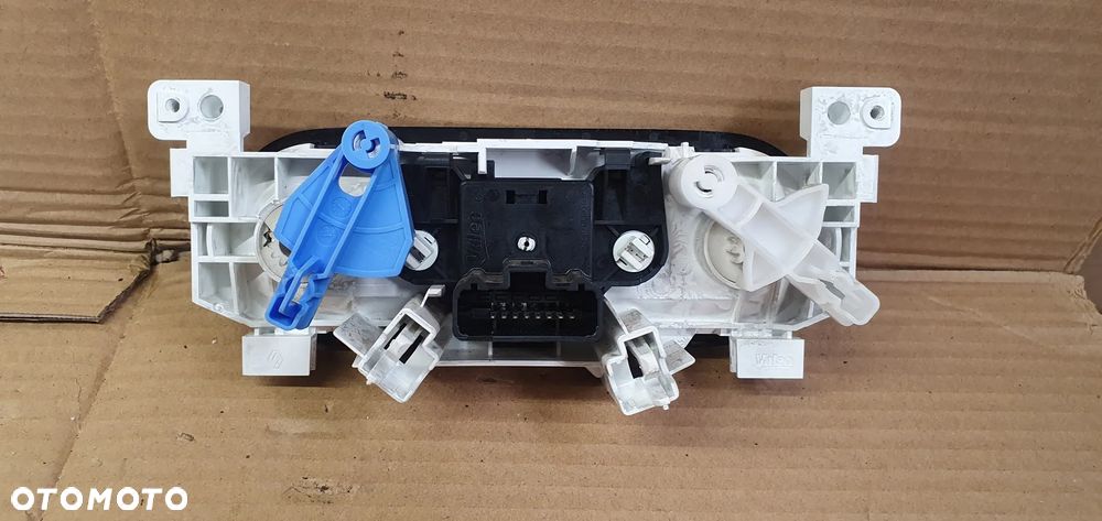 Panel nawiewu powietrza Opel Vivaro B Trafic III E1093050CH - 5