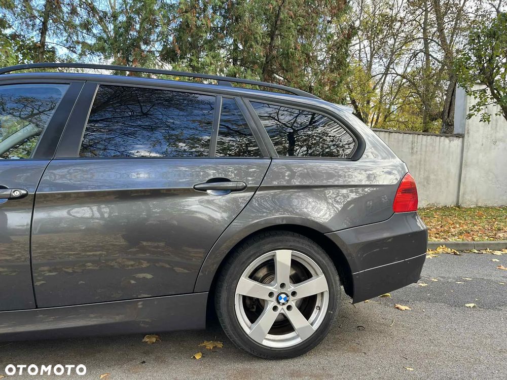 BMW Seria 3 318d - 8