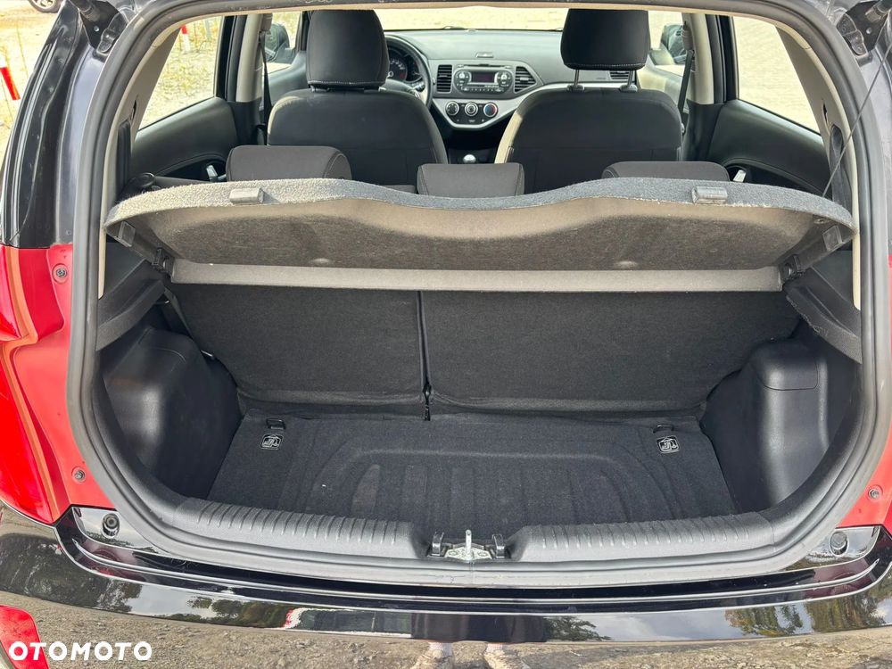 Kia Picanto 1.2 Fifa World Cup Edition - 12