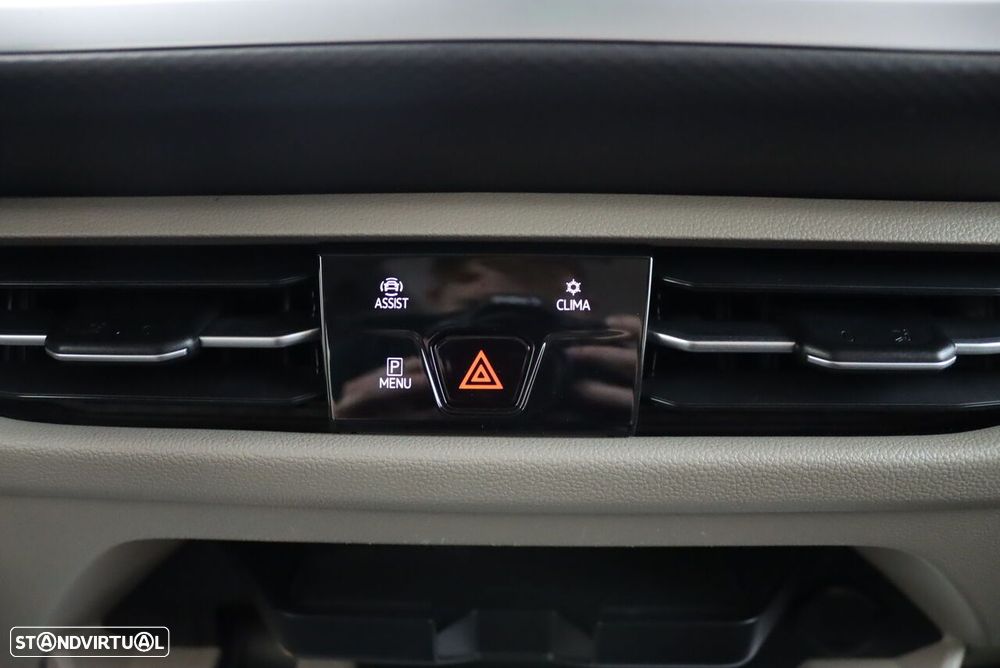 VW Multivan 2.0 TDI Life DSG - 8