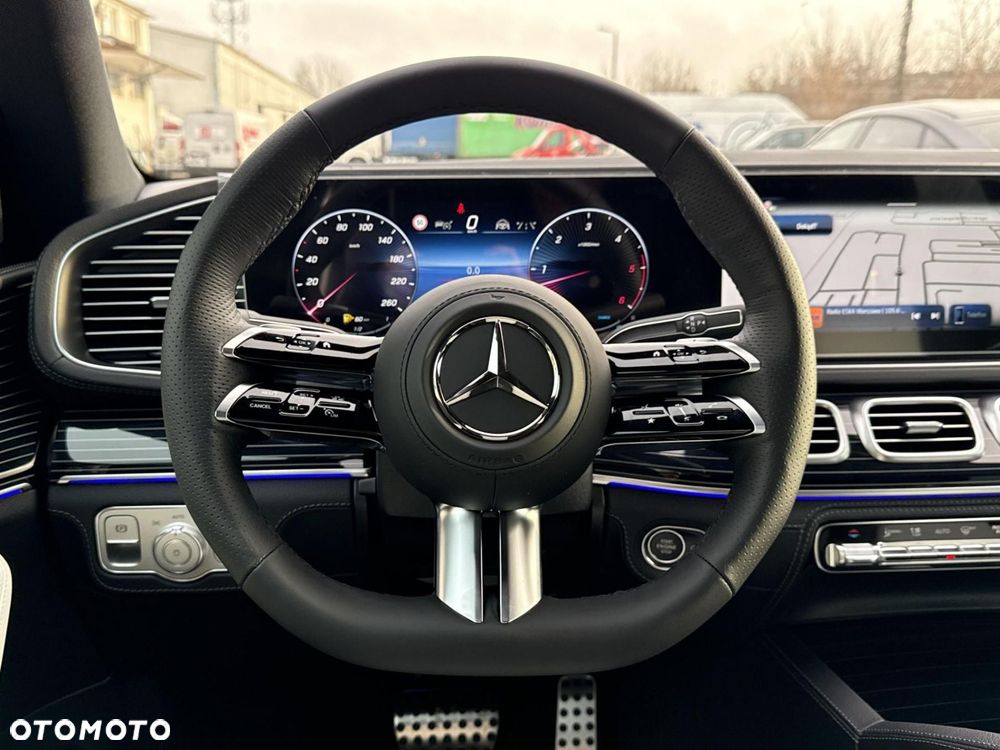 Mercedes-Benz GLE - 22