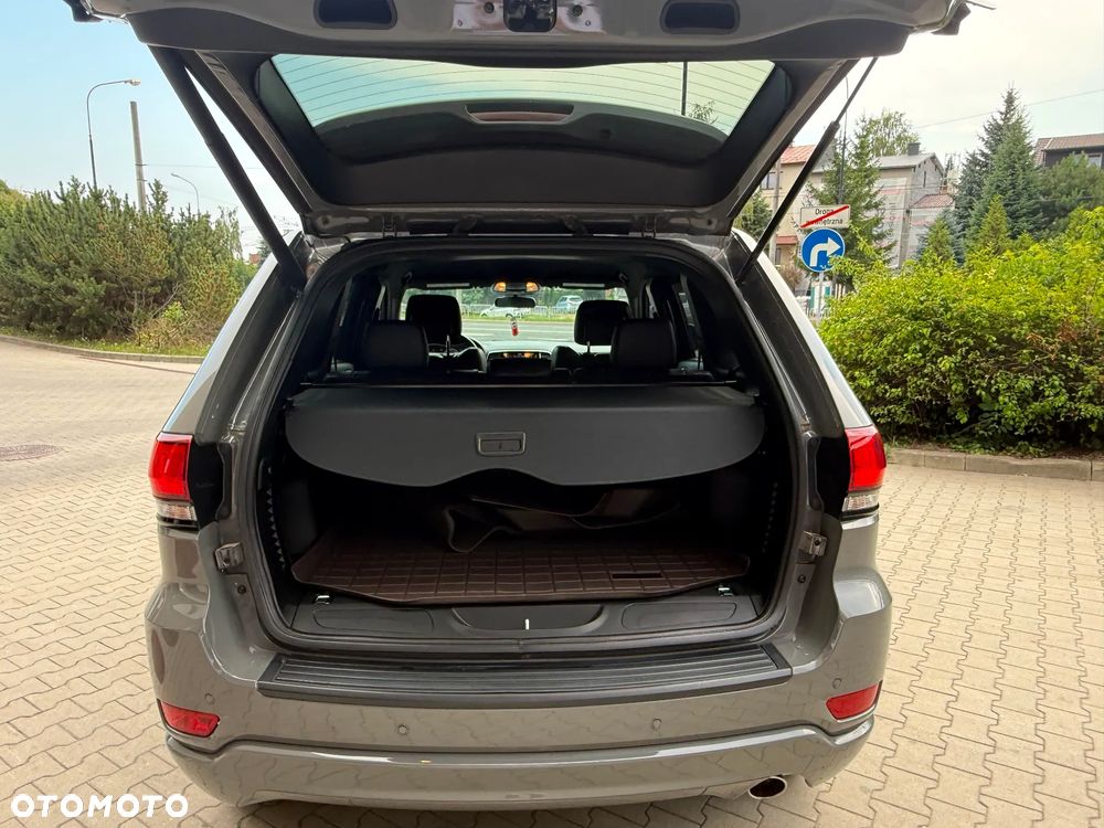 Jeep Grand Cherokee 3.6 V6 Pentastar 4WD Automatik Laredo - 30