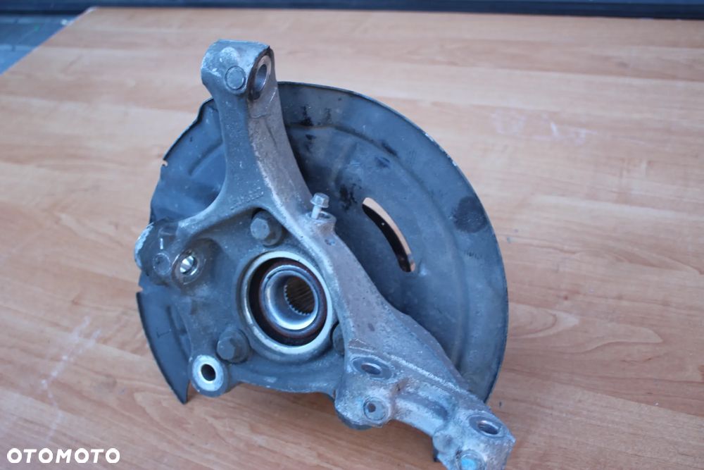 PIASTA ZWROTNICA LEWY PRZÓD LEWA PRZEDNIA OPEL INSIGNIA B 5X115 - 4