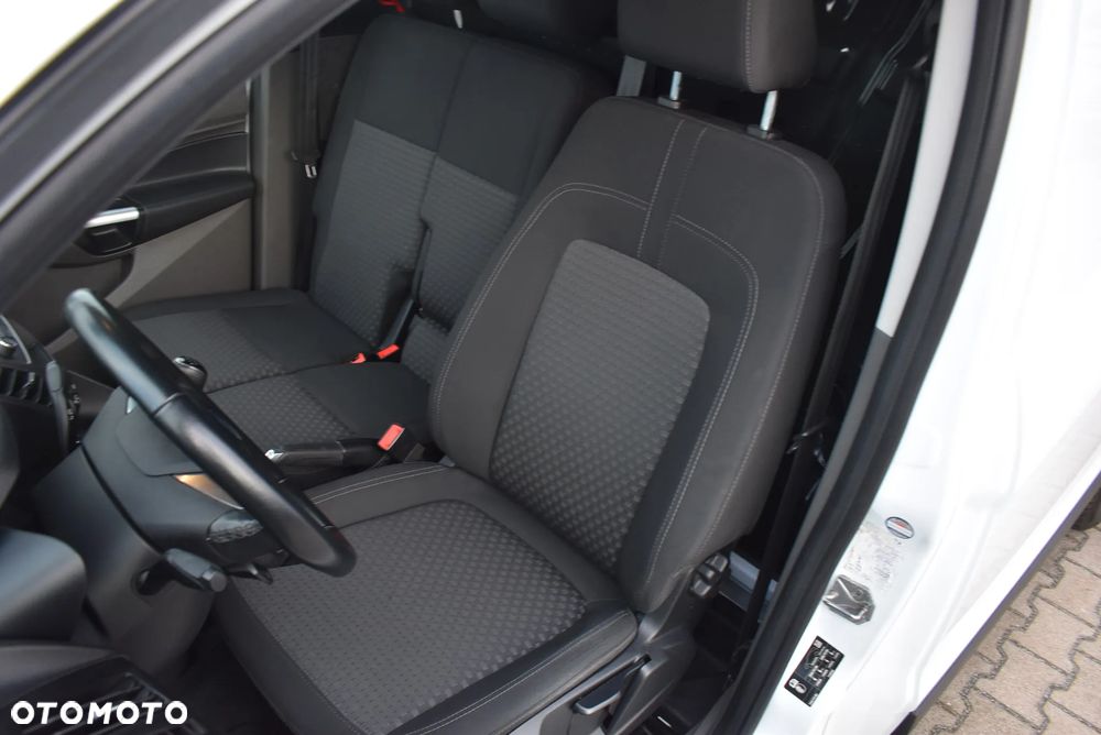 Ford TRANSIT CONNECT 230 L2 - 11