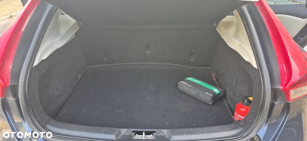 Volvo V40 T3 Drive-E Ocean Race - 5