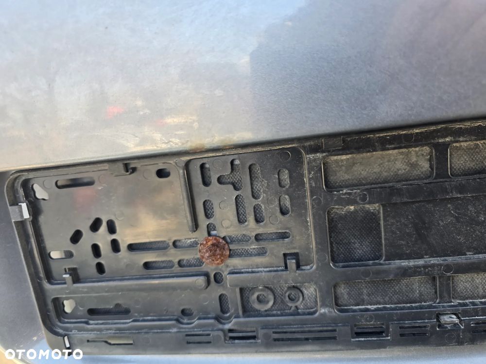 Klapa bagażnika vw golf VI plus  w kolorze LA7T - 4