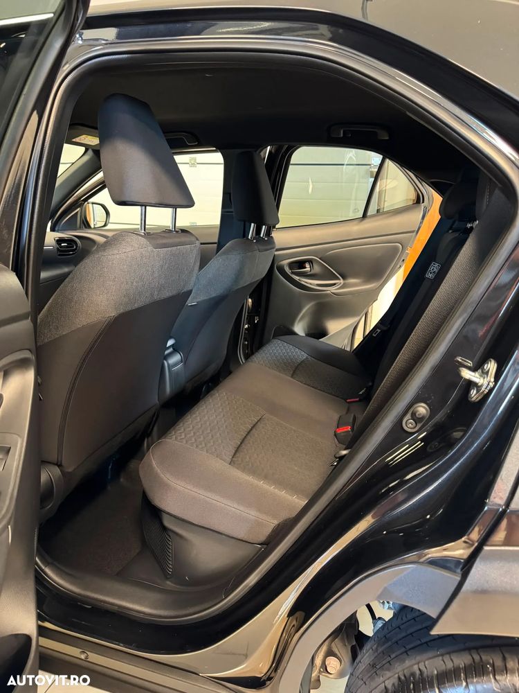 Toyota Yaris Cross 130 1.5 VVT-i Team Deutschland - 24