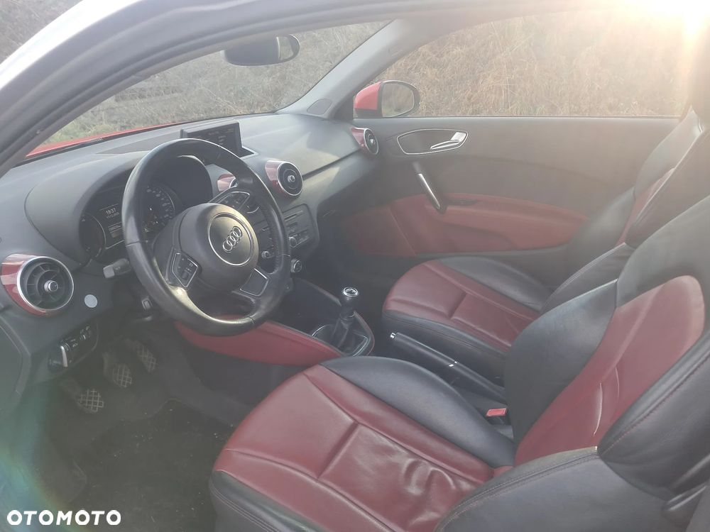 Audi A1 3-drzwiowe 1.6 TDI S line edition - 15