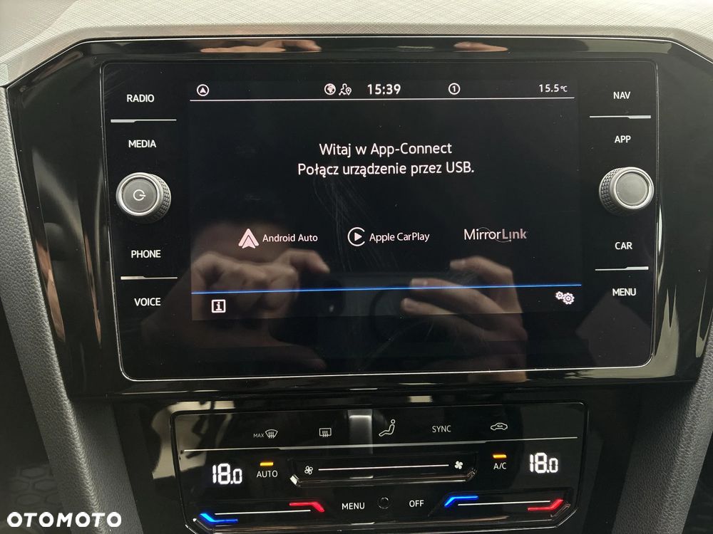 Volkswagen Passat 1.5 TSI EVO Business DSG - 25