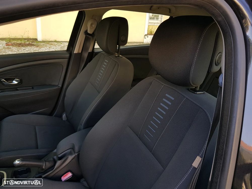 Renault Mégane Sport Tourer 1.5 dCi Dynamique - 24