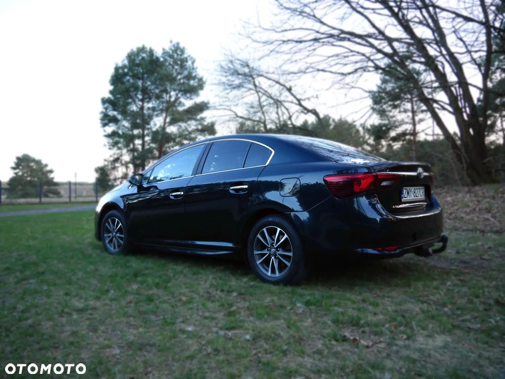 Toyota Avensis 1.8 Premium - 7