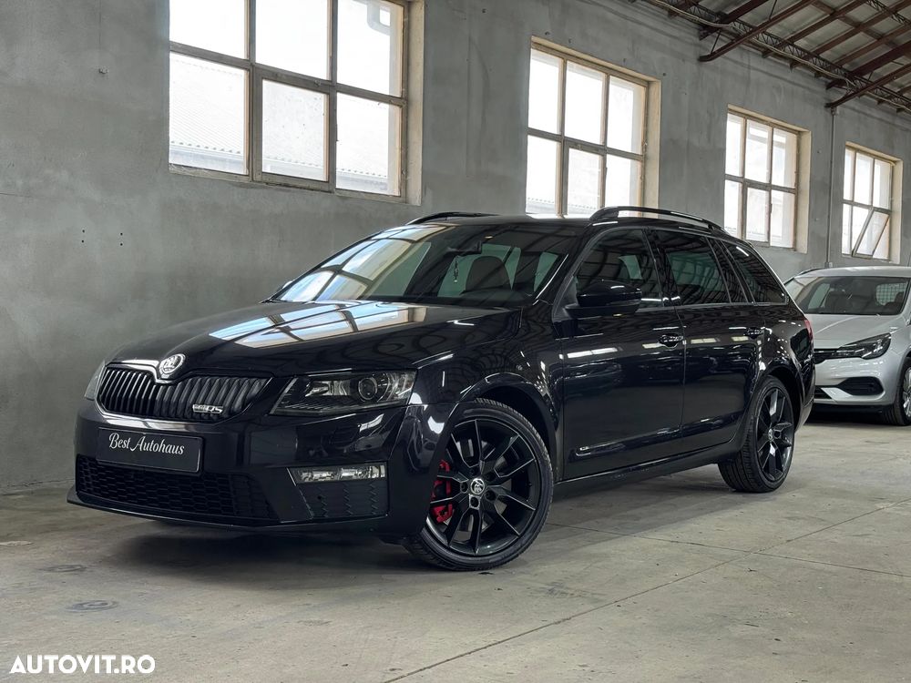 Skoda Octavia Combi Diesel 2.0 TDI RS - 2