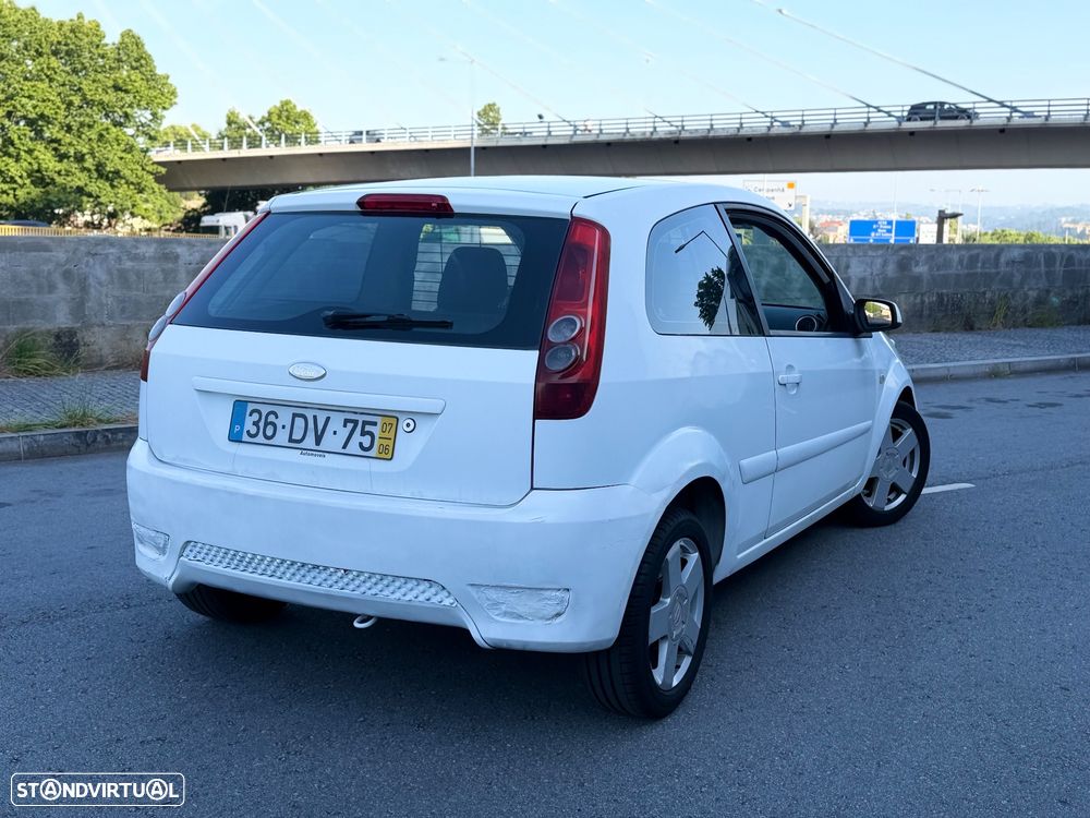 Ford Fiesta 1.4 TDCI - 5