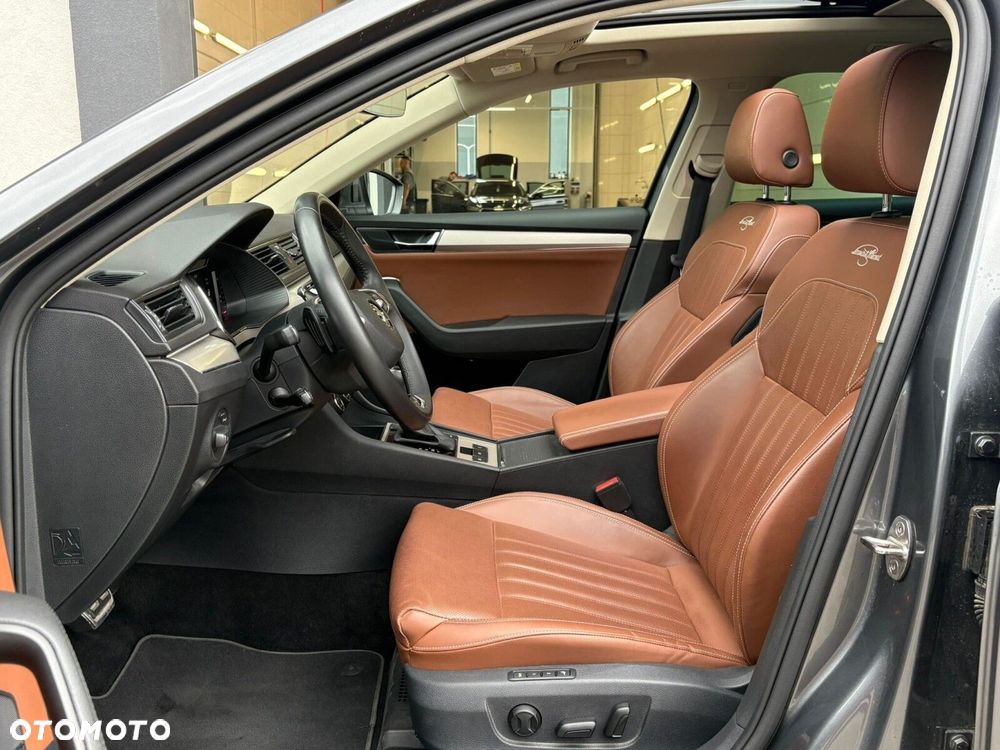 Skoda Superb 2.0 TDI SCR 4x4 L&K DSG - 12