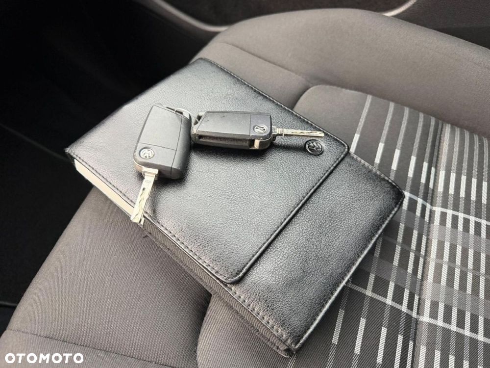 Volkswagen Golf Sportsvan 2.0 TDI BlueMotion Technology Lounge - 25