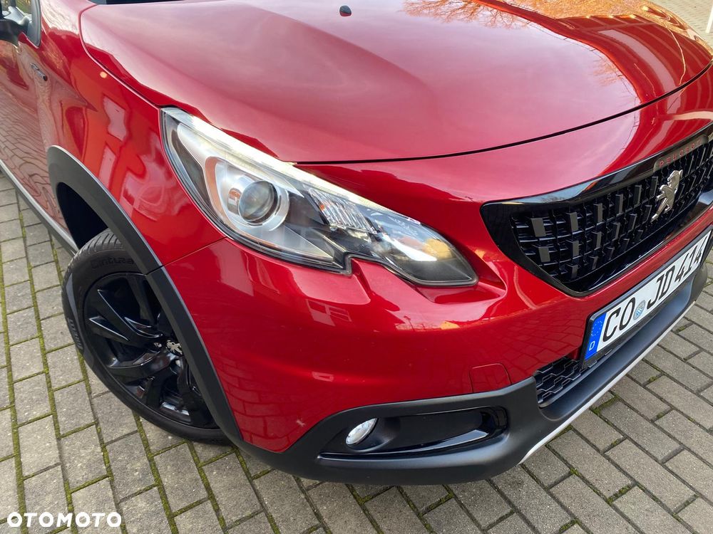 Peugeot 2008 1.2 PureTech GT Line S&S - 34