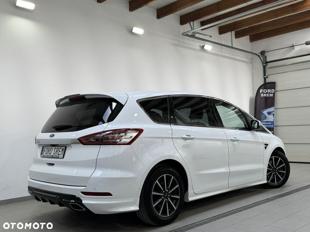 Ford S-Max - 9