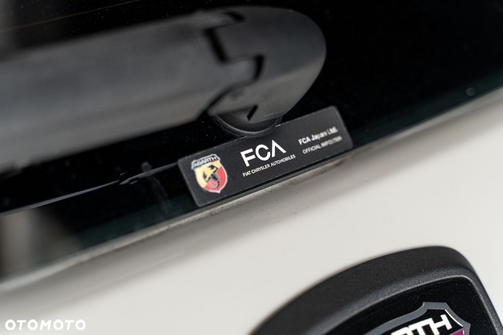 Abarth 595 1.4 T-Jet 16v Competizione - 9