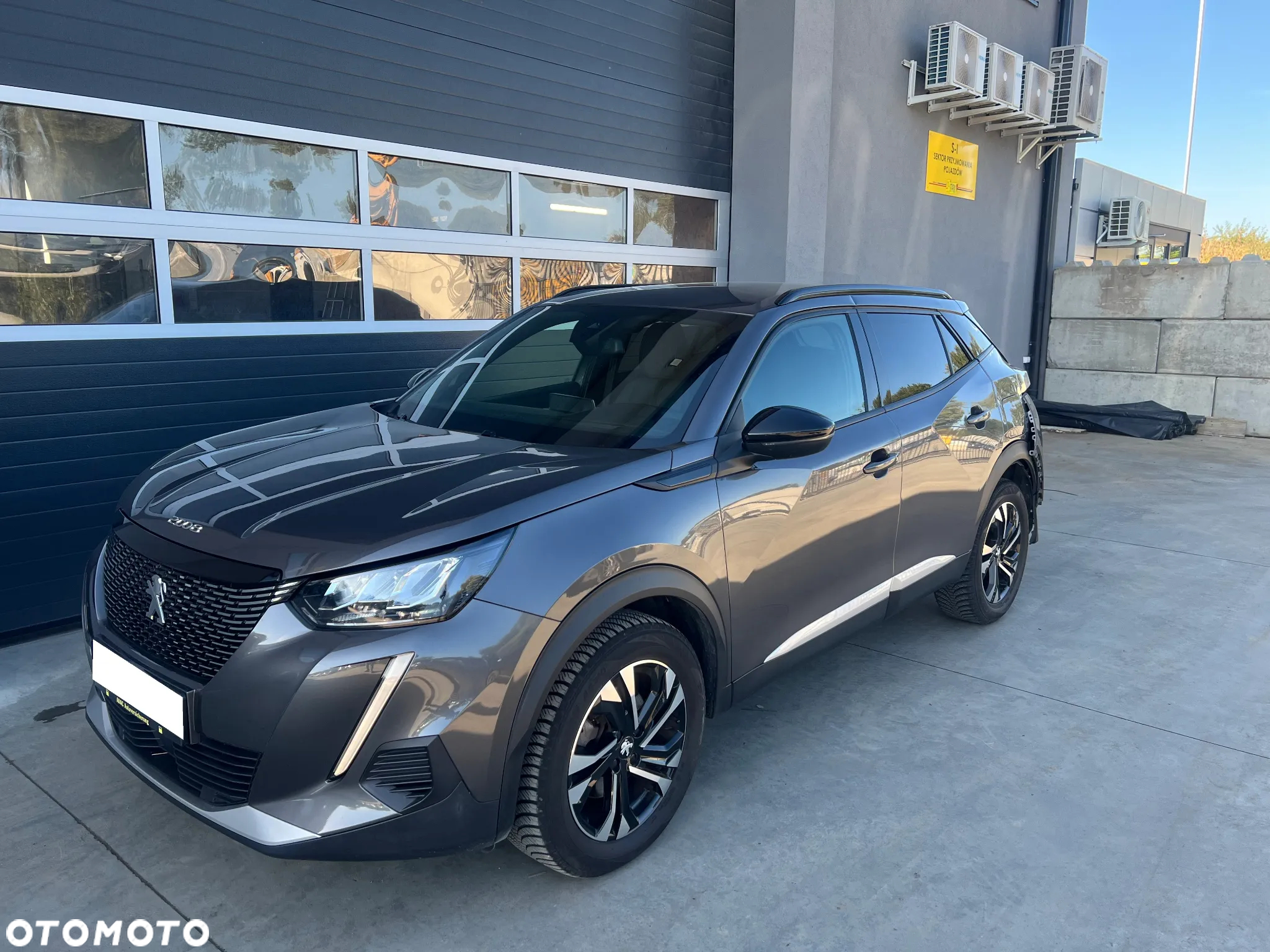 Peugeot 2008 - 7