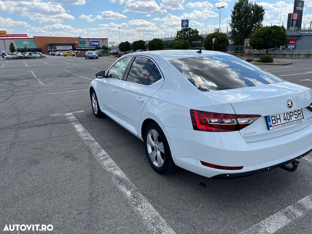 Skoda Superb 1.4 TSI ACT Ambition - 4