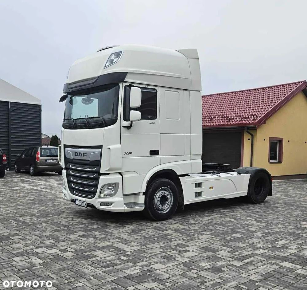 DAF FT XF 106.480 / STANDARD / RETARDER / KLIMA POSTOJOWA / SuperSpace - 1