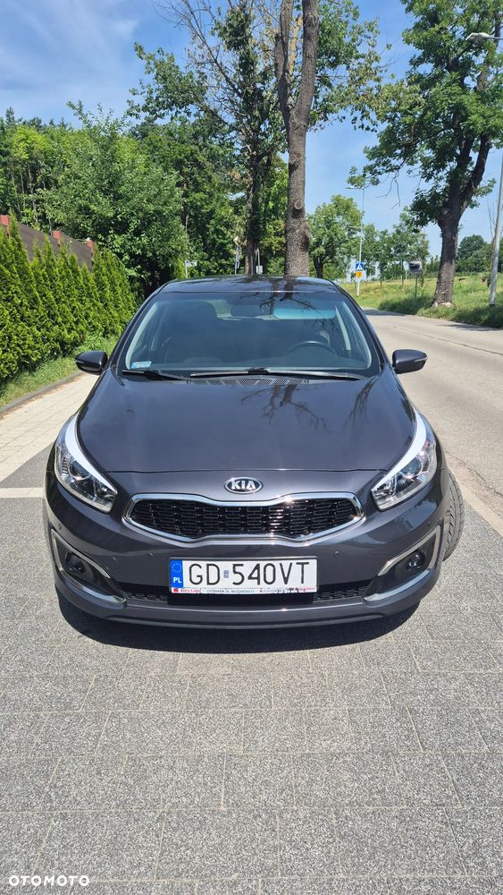 Kia Ceed 1.6 CRDi L Business Line DCT - 14