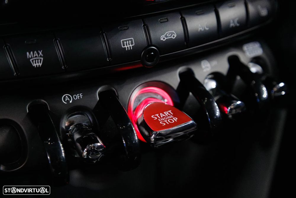 MINI 3 Portas One - 25