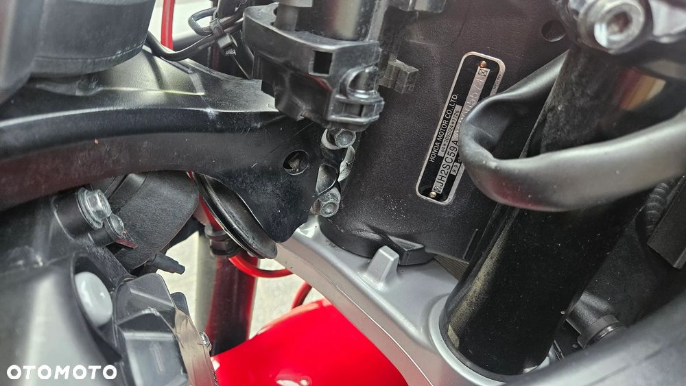 Honda CBR - 8