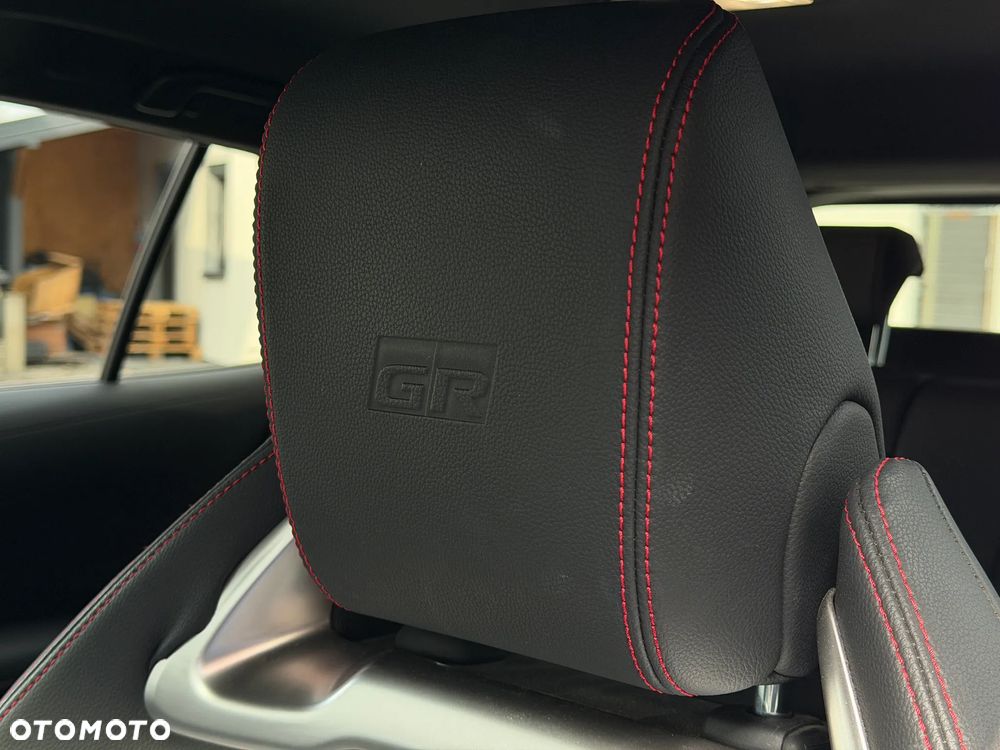 Toyota Corolla 2.0 Hybrid GR Sport - 23