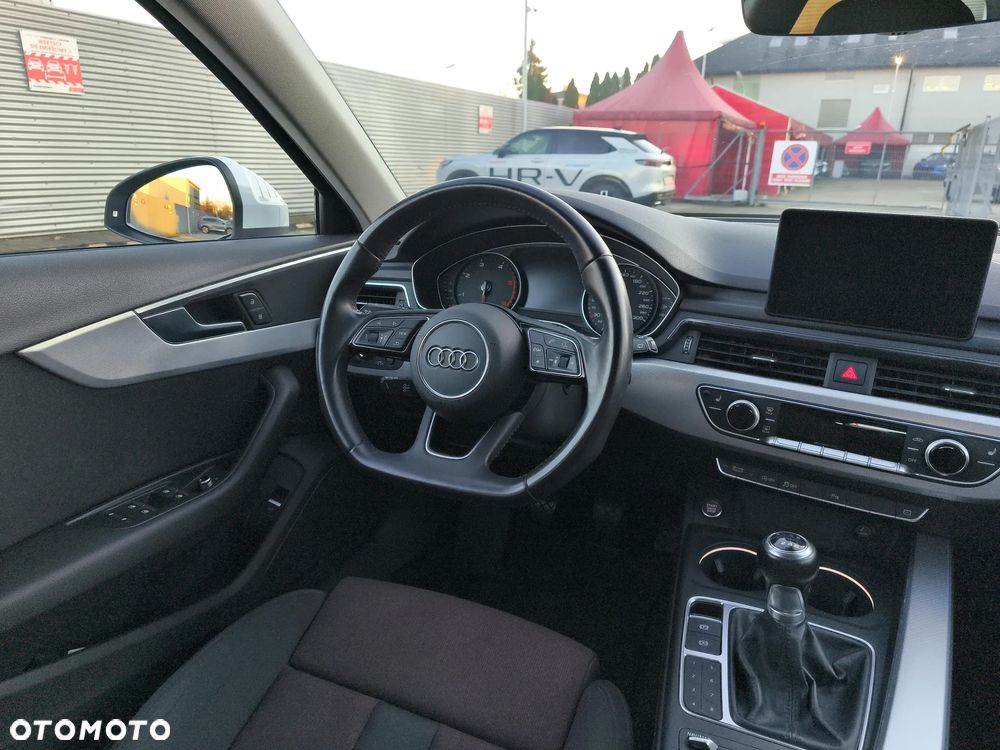 Audi A4 Avant 2.0 TDI Sport - 10