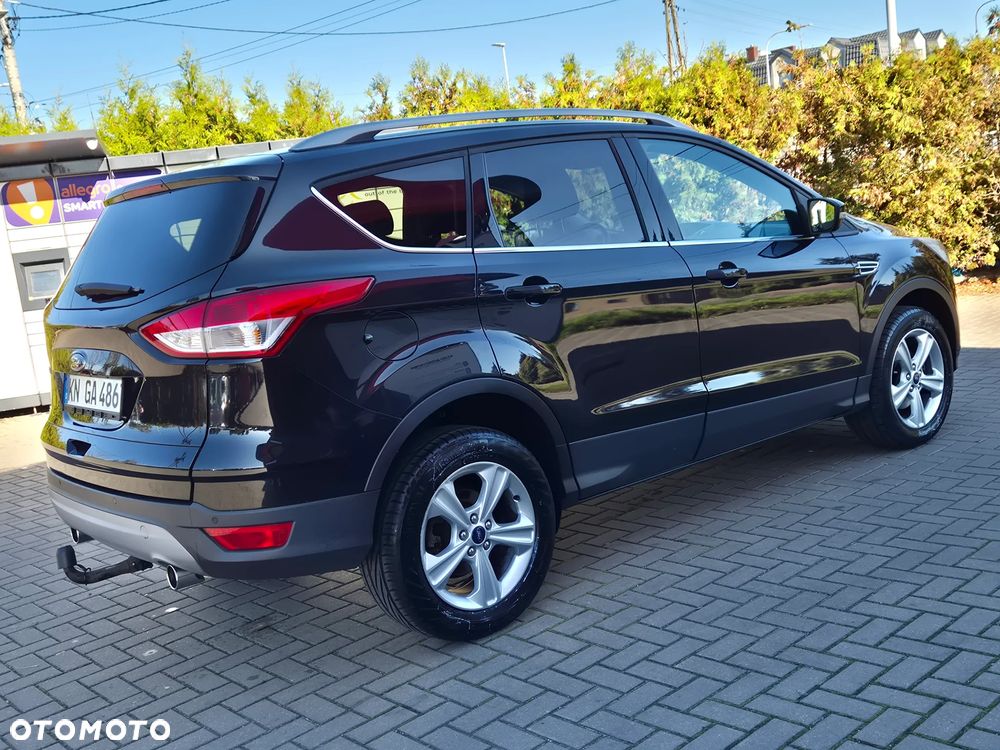 Ford Kuga - 10