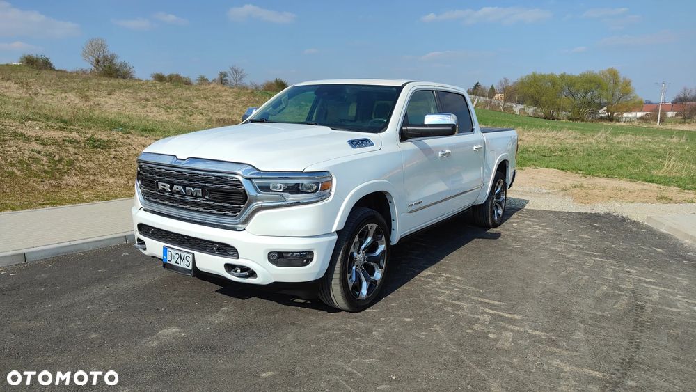 RAM 1500 5.7 Crew Cab Limited - 9