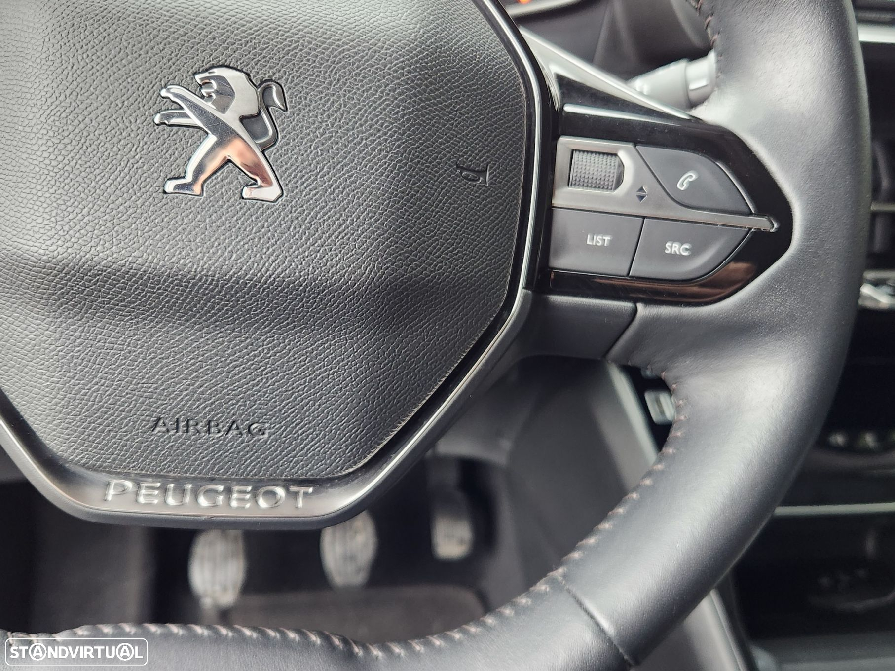 Peugeot 2008 1.5 BlueHDi Allure - 24