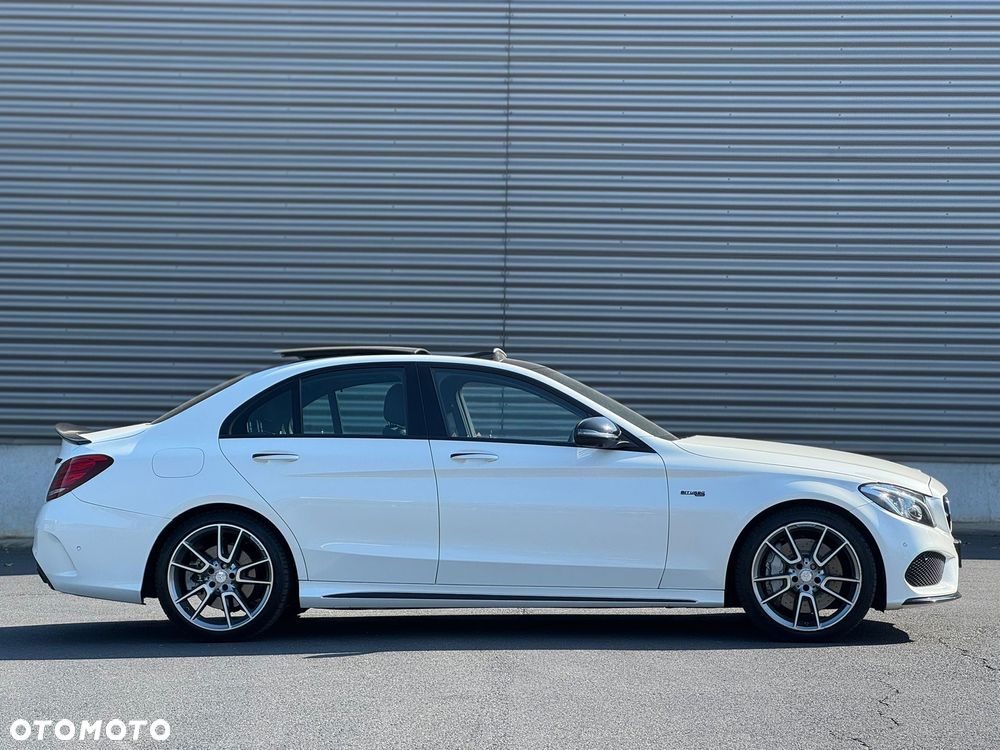 Mercedes-Benz Klasa C 450 AMG 4Matic 7G-TRONIC - 6