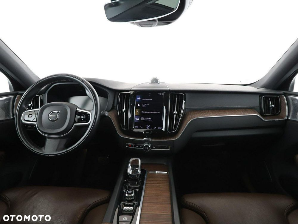 Volvo XC 60 T6 AWD Recharge Geartronic Inscription - 16