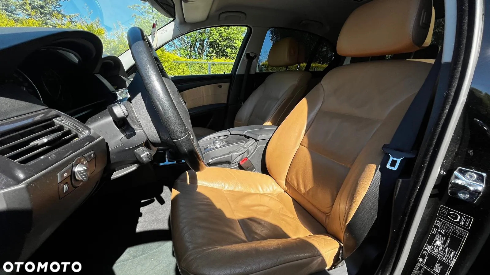 BMW Seria 5 523i Edition Exclusive - 7