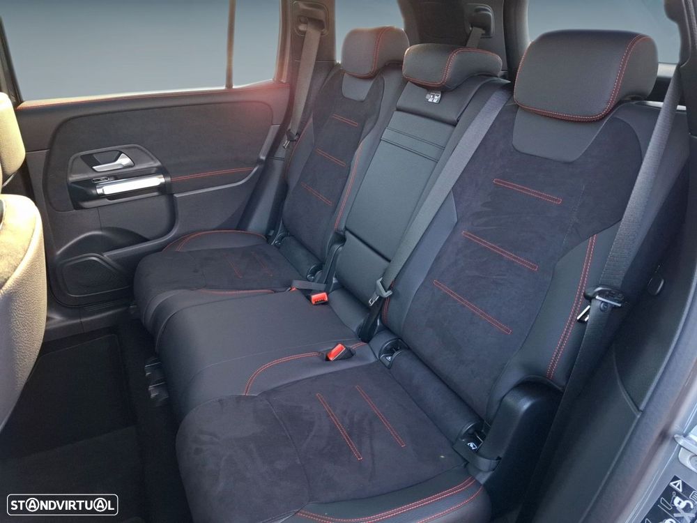 Mercedes-Benz GLB 180 d AMG Line - 14