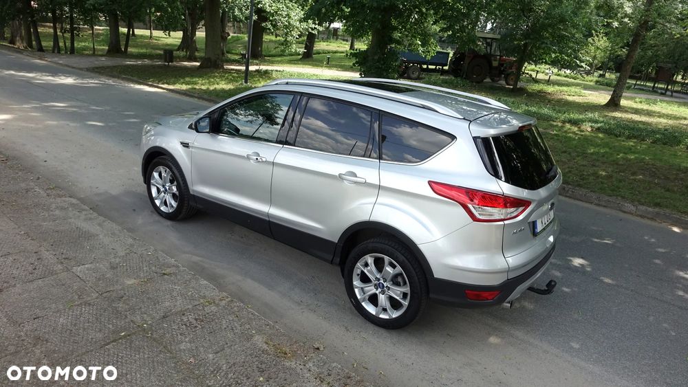 Ford Kuga 2.0 TDCi 4x4 Titanium - 28